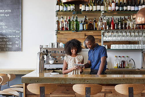 faire des dépenses dans un café